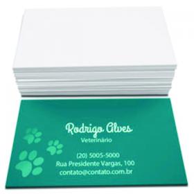 Cartão de Visita - 88x48mm em Couché 300g - 4x0 - Verniz Localizado Frente - Refile Couchê fosco 300g 8,8x4,8 4x0 Verniz Localizado Frente Corte Reto 